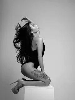 Alsu escort in Paris