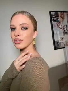 Amilina escort in Paris