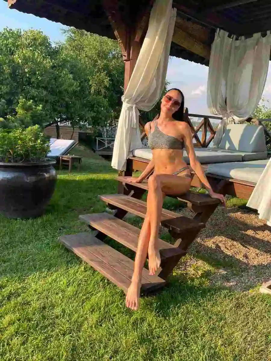 Melek Paris şehrinde eskort