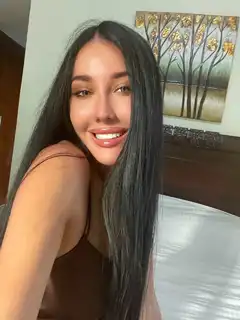 Melek Paris şehrinde eskort