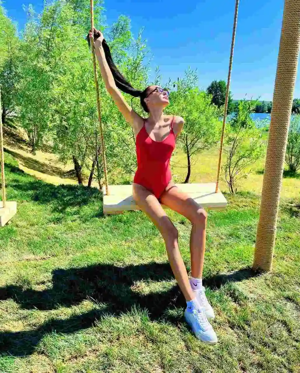 Melek Paris şehrinde eskort