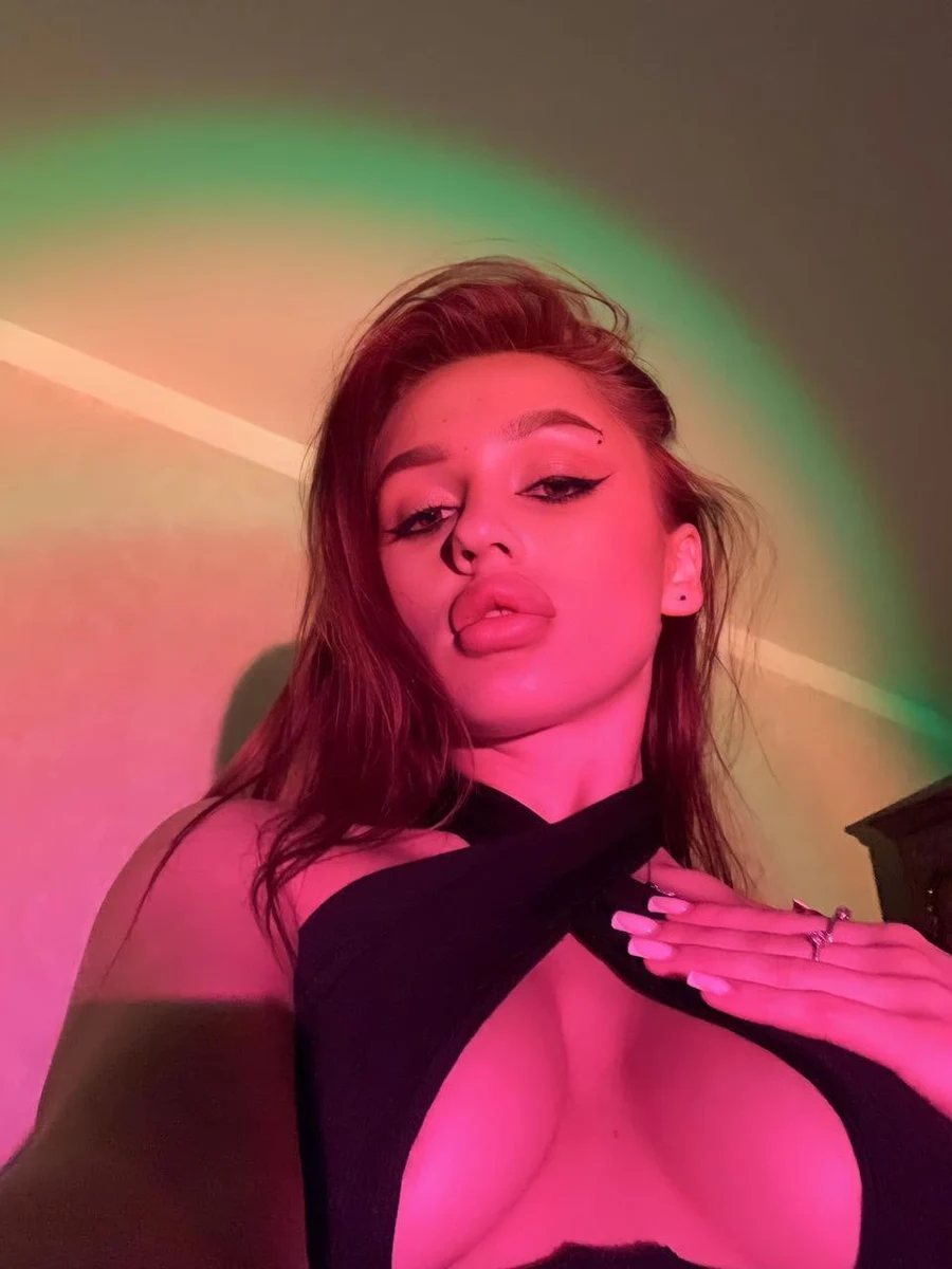 Anita escort in Paris