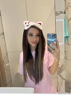 Arina escort in Paris
