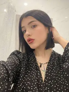 Disha escort in Paris