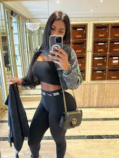 Emanuelly escort in Paris