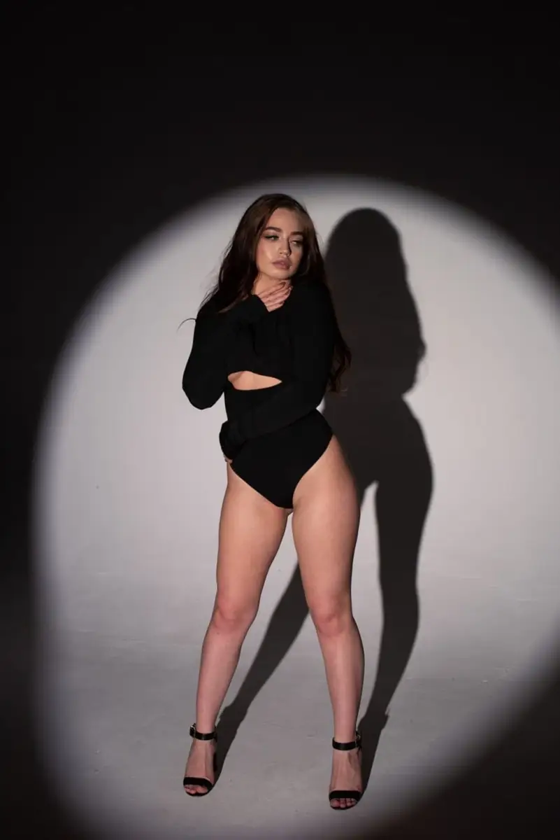 Emily escort à Paris