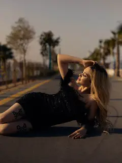 Evita escort à Paris