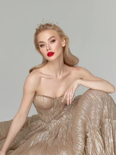 Gelya escort in Paris