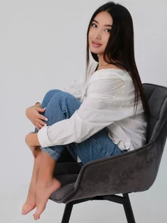 Kiera escort in Parijs