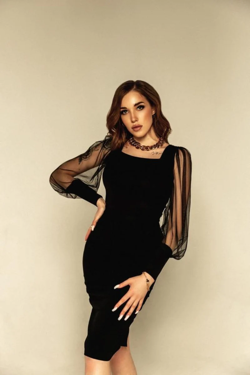 Kristy Paris şehrinde eskort