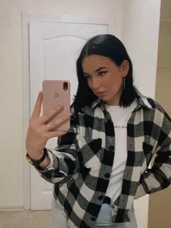 Leyla Paris şehrinde eskort