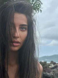 Maif Paris şehrinde eskort