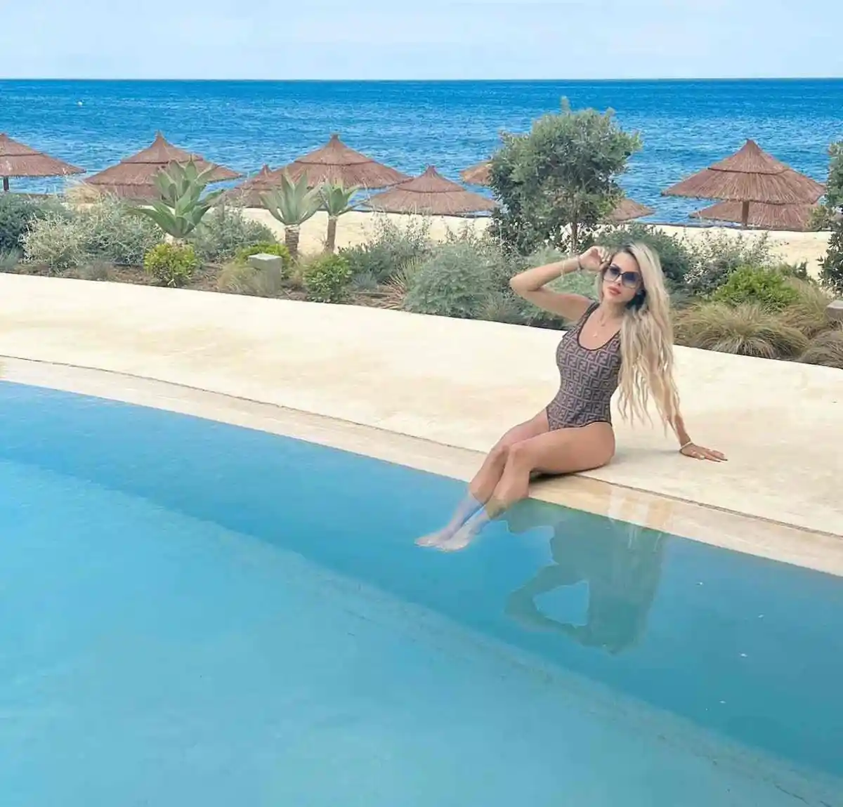 Martina escort a Parigi