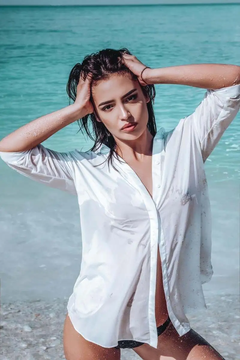 Uliana escort à Paris